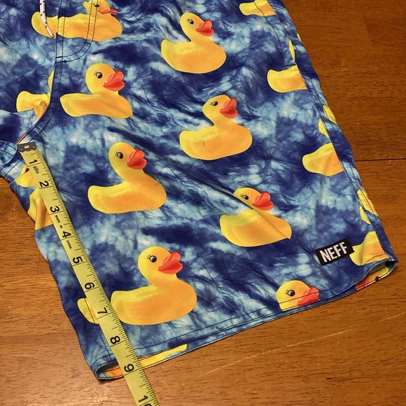 Neff Mens Size Medium Swim Suit Trunks Shorts Rubber Duck Print Yellow Blue - Picture 10 of 11